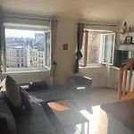 Charmant Duplex En Plein Coeur De Paris!