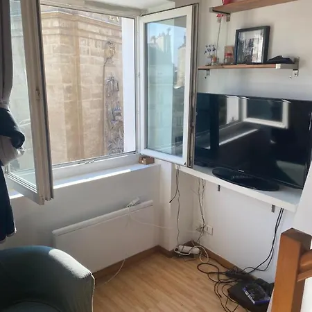 Duplex En Plein Coeur De Paris! Apartment *
